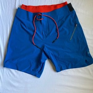 Lululemon mens size 32 blue board shorts